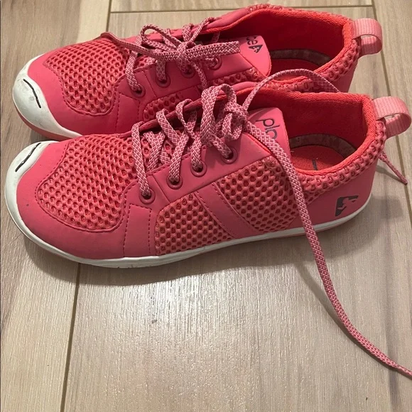 Plae  shoes - Picture 2 of 4